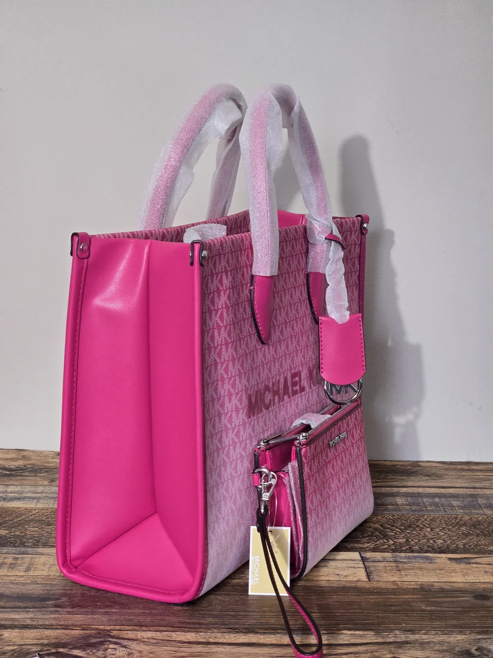 Michael Kors color dragonfruit